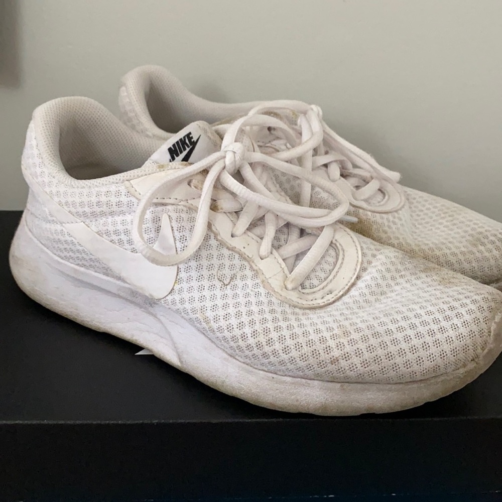 Nike Women’s Tanjun Sneakers